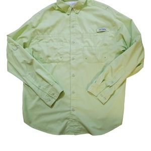 Columbia mens large Performance Fishing Gear shirt.